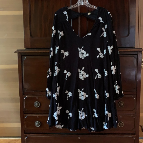 FREE PEOPLE Emma black and white swing dress size M - Picture 6 of 7